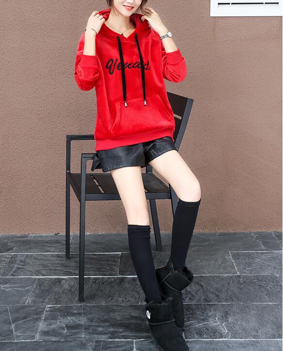 大紅色衣服怎么搭配好看 新年紅色穿搭也不會low