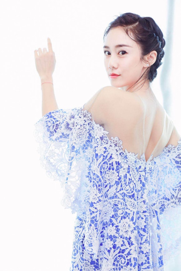 應(yīng)采兒劉蕓攜手亮相“一起精彩 黛安芬”主題發(fā)布會點燃女性力量源泉！