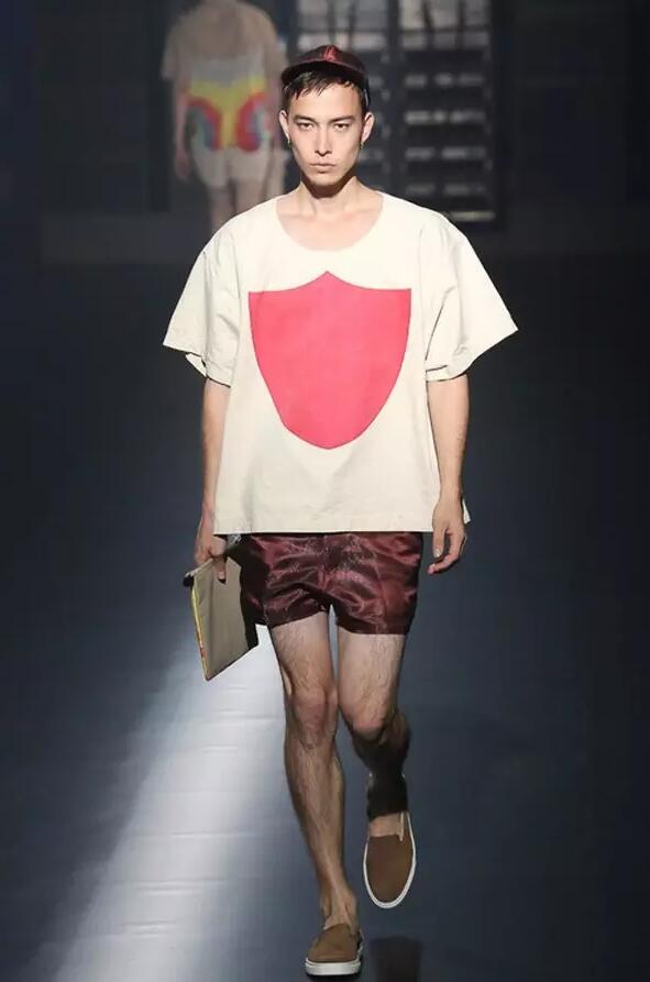 女生都無法抗拒的長相，憑痞氣十足圈粉無數(shù)！