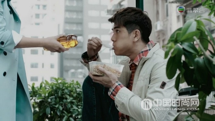 TVB電視劇兄弟第9集劇情：萬祺成亨勢成水火 天行勸服陳玲當教練