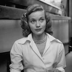 愛娃·瑪麗·森特