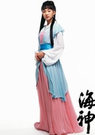 秀愛/李妍熙（童年）