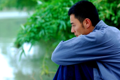 浴血記者  李光潔飾冷言