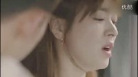 《太陽(yáng)的后裔》第五集 宋慧喬遭遇意外車禍車掛在懸崖邊 宋仲基人工呼吸ing