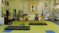 中國武術：2個6歲小孩子第一次學習搬腿02（四川省龍道國術館）