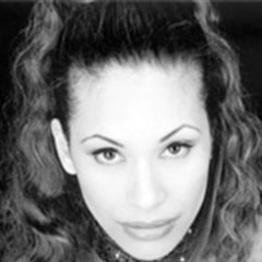 莎萊娜·魯瓦耶Sharlene Royer