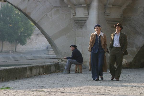 亂世三人行 精彩圖冊