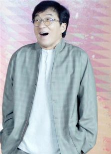 成龍攜四部影片來襲