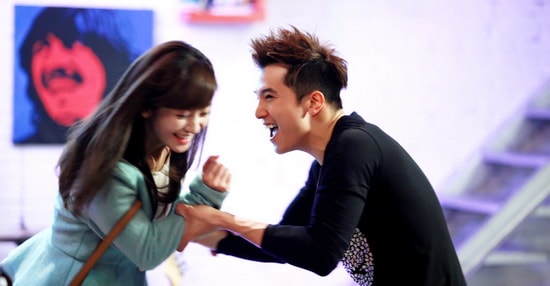 紅酒俏佳人  照片