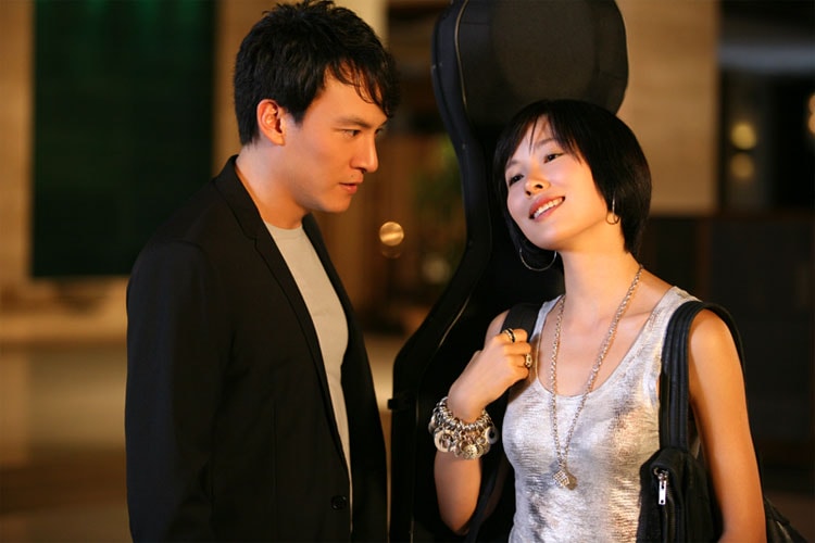 2009年《藍(lán)色矢車(chē)菊》劇照