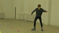 鹿晗輪滑訓(xùn)練