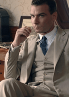 列維·施瑞博爾