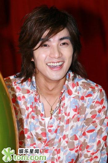 換換愛校園首映圖