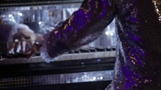 制作特輯之Invitation to the Set