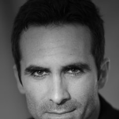 內斯特·卡博內爾