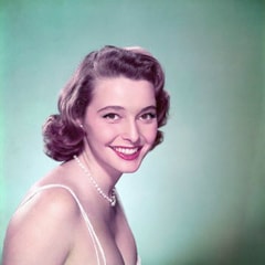 帕德里夏·妮爾