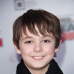 麥克斯·查爾斯