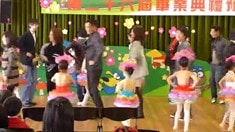 古天樂袁泉跳親子舞片段