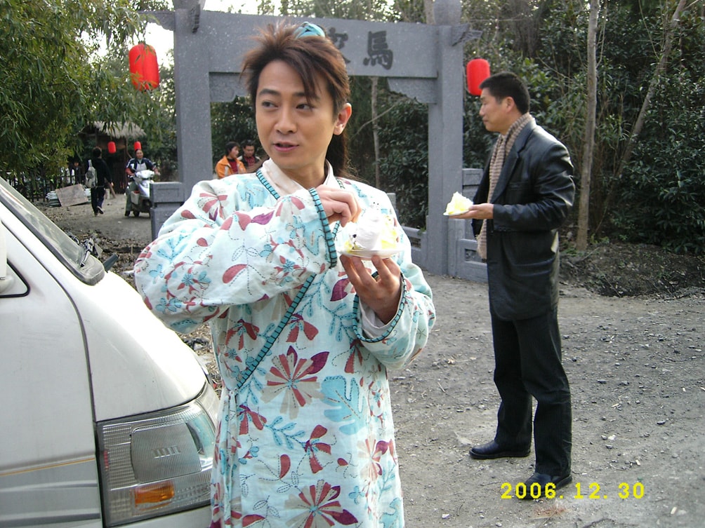 電視劇《生死絕戀》主演孫耀威生活照