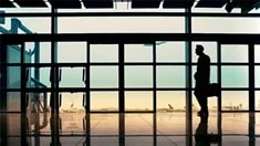 先行版預(yù)告片