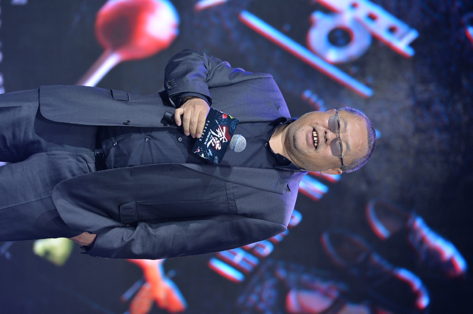 電影奔愛定檔20160115