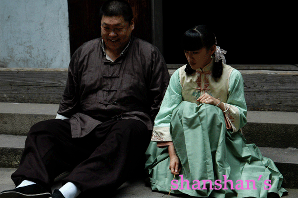 女兒門  袁姍姍飾演菊