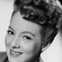 伊夫林·凱耶斯