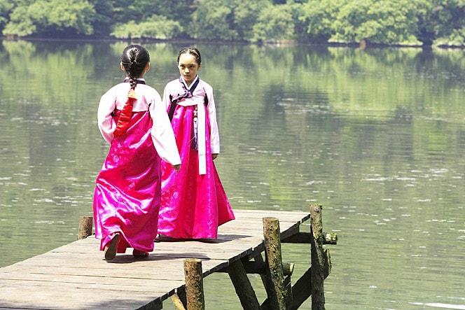 傳說的故鄉(xiāng) 《惡魔雙胞胎》劇照