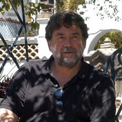 吉爾莫·納瓦羅Guillermo Navarro