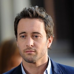 艾歷克斯·奧洛林Alex O\'Loughlin、奧黛塔·雅絲曼Odette Yustman