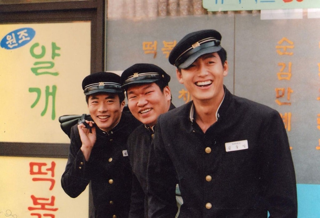 馬粥街殘酷史 一名模范生的鉉洙來到一所出了名黑暗的學生