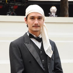 阿南達·愛華靈咸