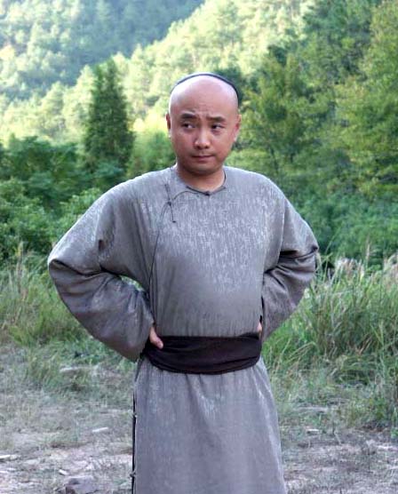 李衛(wèi)當(dāng)官